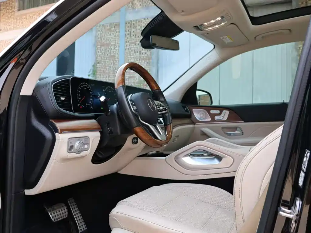 Mercedes-Benz GLS 2023 — фото 6