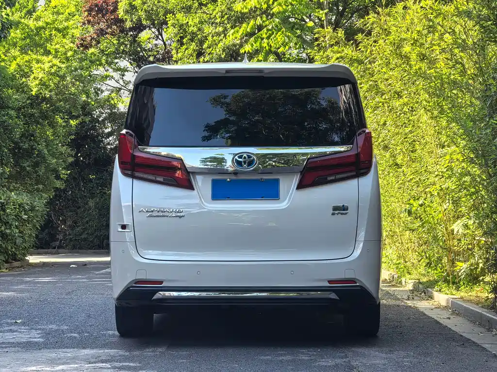 Toyota Alphard 2021 — фото 3