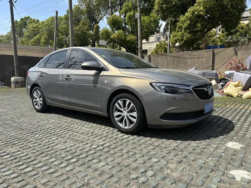 Buick Excelle 2018 — фото 3