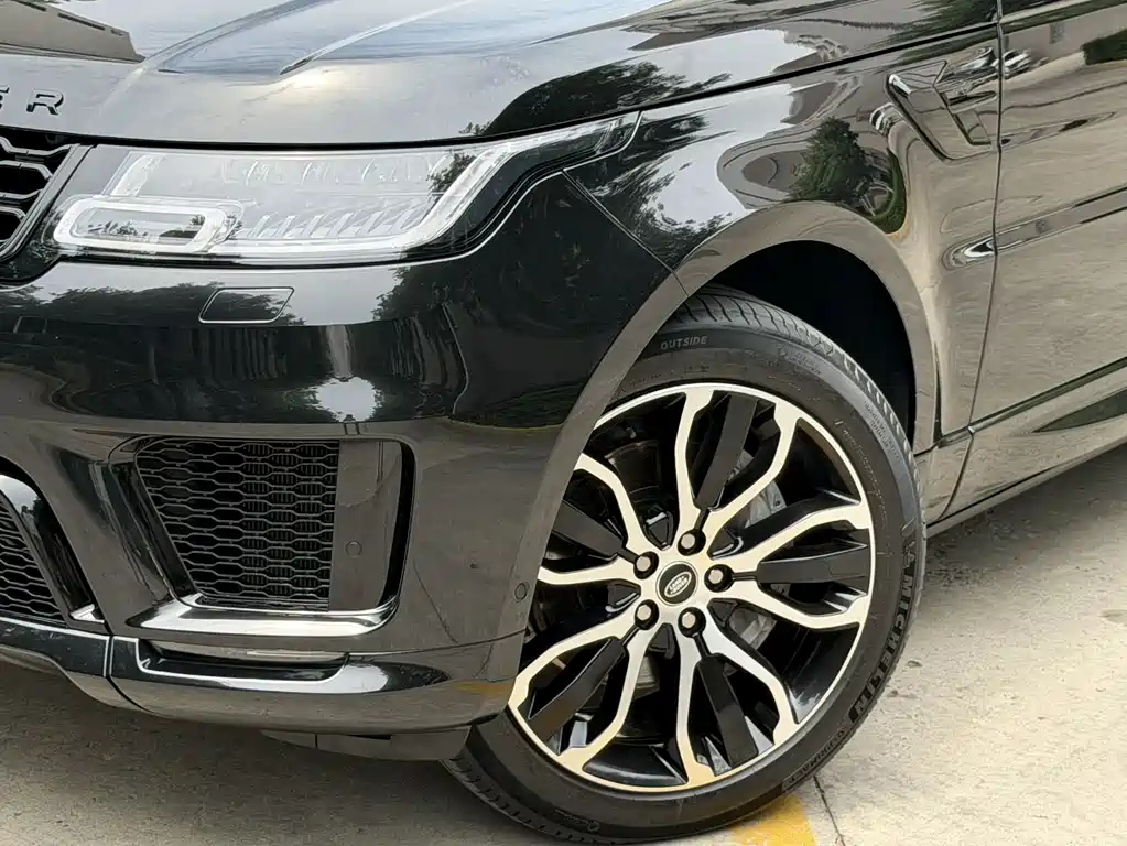 Land Rover Sport 2022 — фото 18