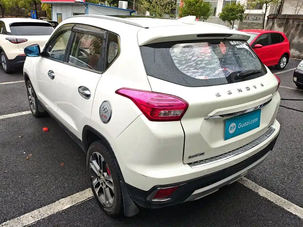 BAIC Senova X35 2017 — фото 5