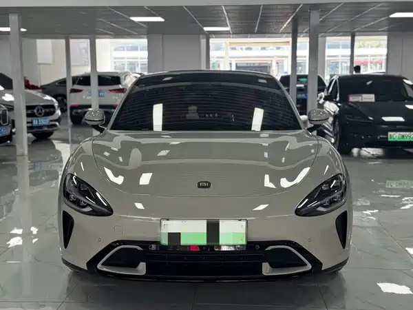 Xiaomi SU7 2025