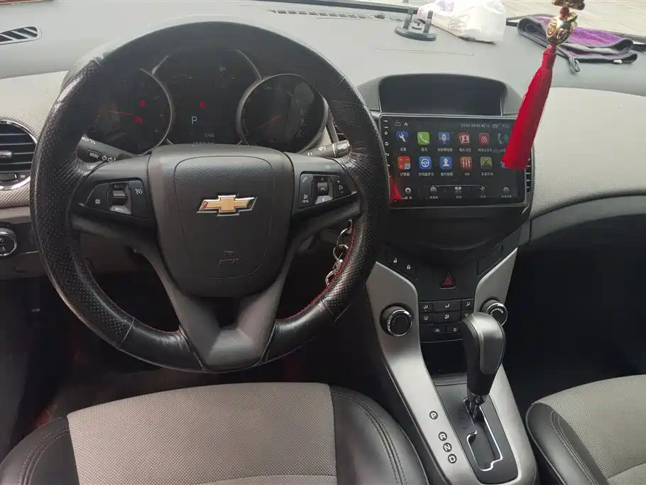 Chevrolet Cruze 2014 — фото 12
