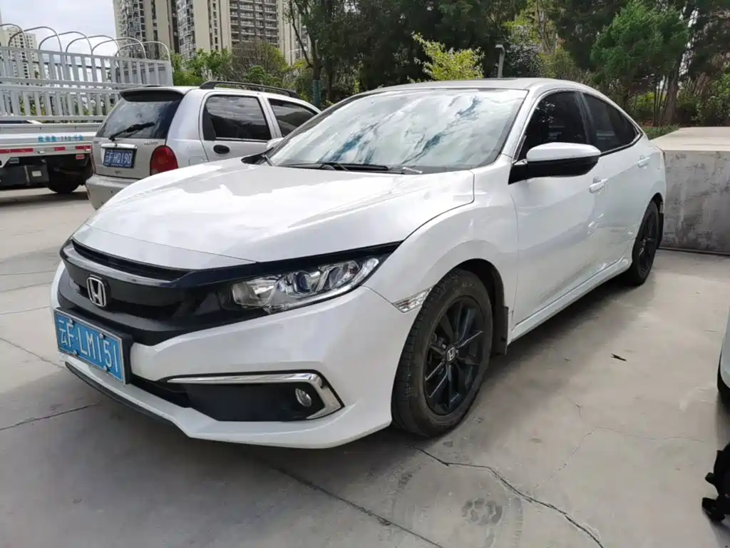 Honda Civic 2021 — фото 1
