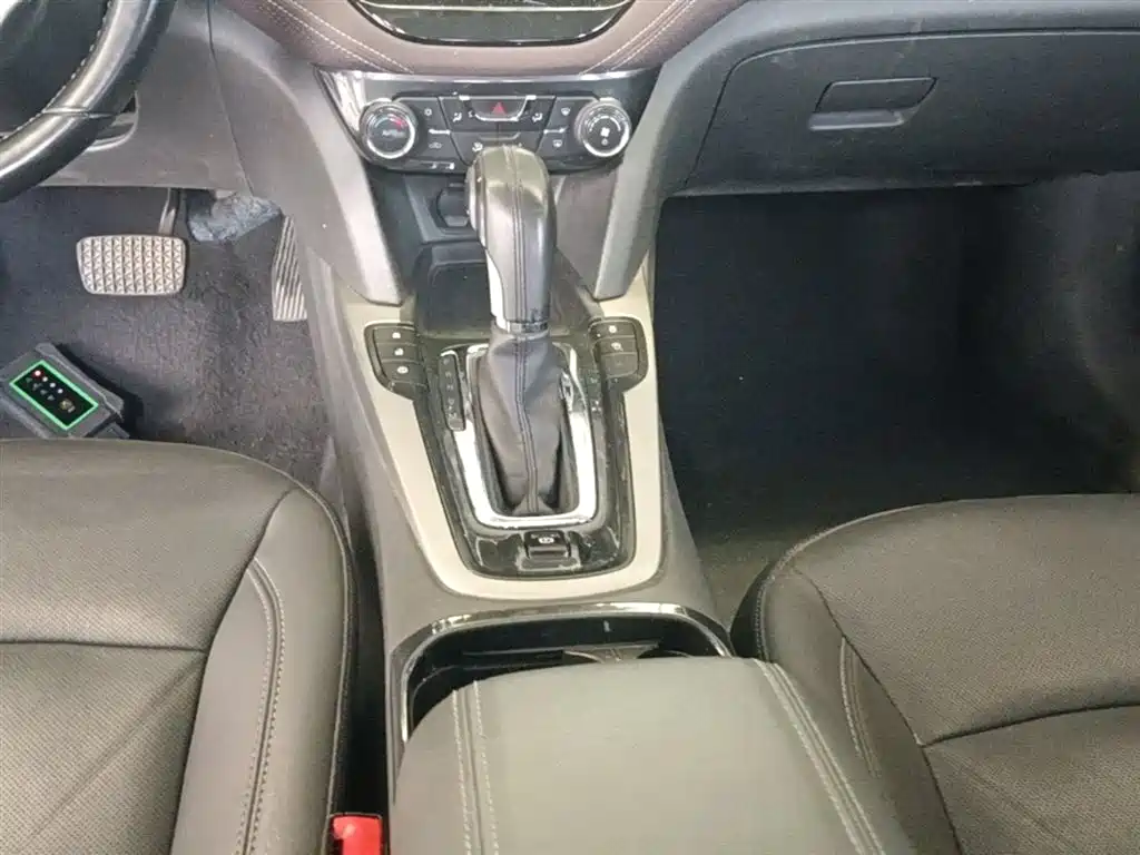 Chevrolet Malibu 2019 — фото 14