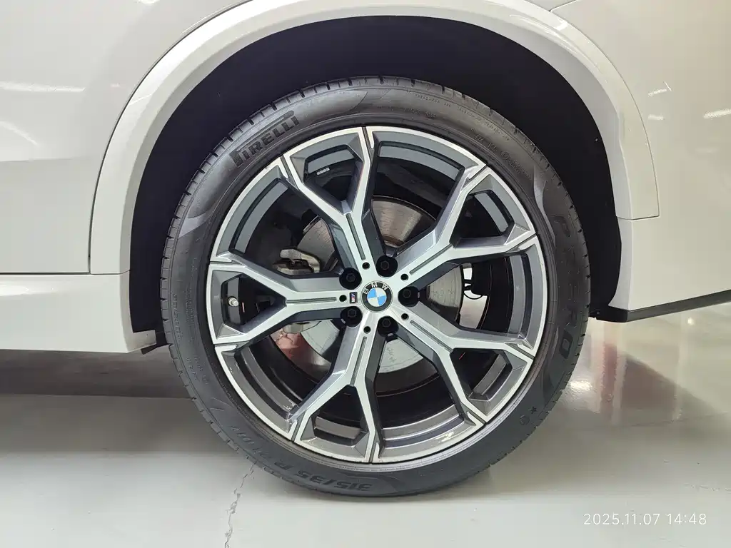 BMW X5 2024 — фото 11