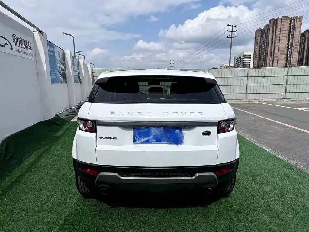 Land Rover Evoque 2015 — фото 5