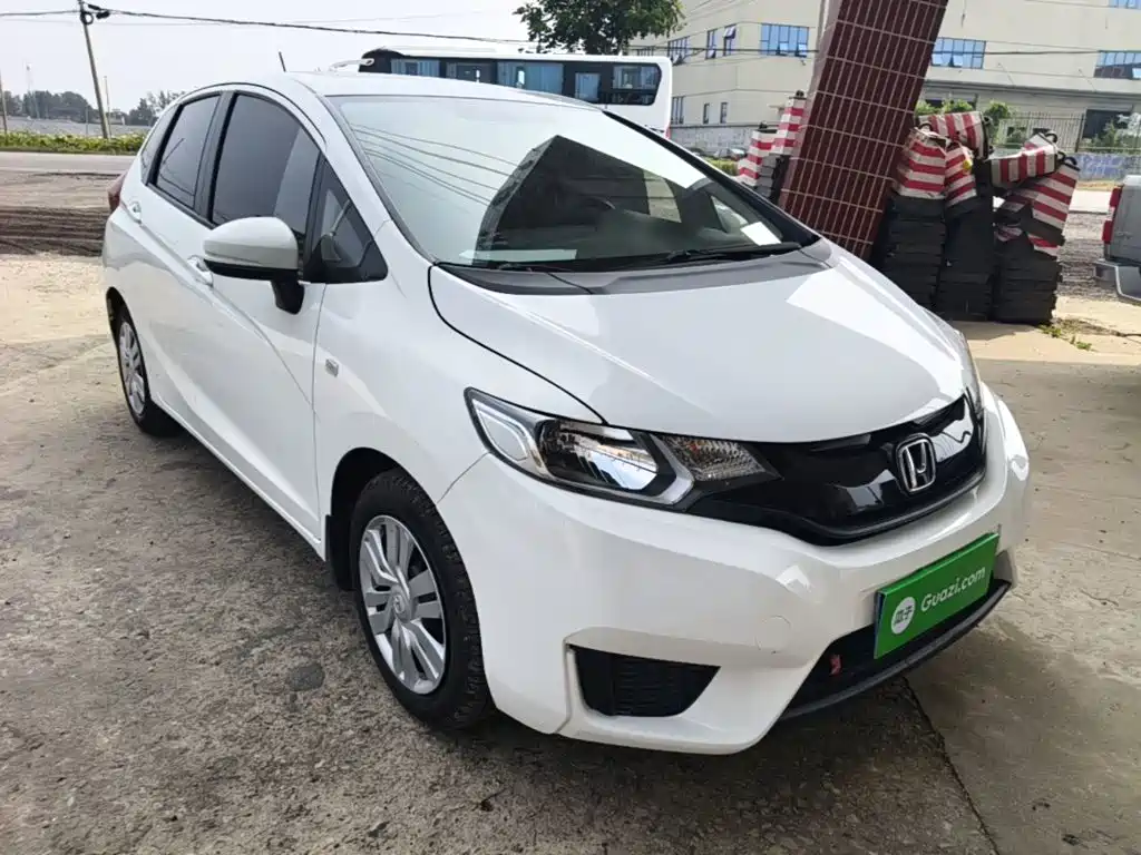 Honda Fit 2017 — фото 4