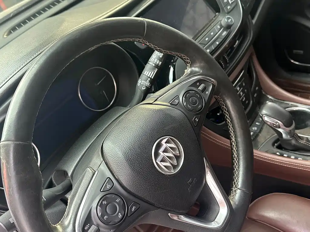Buick Envision Plus 2016 — фото 8