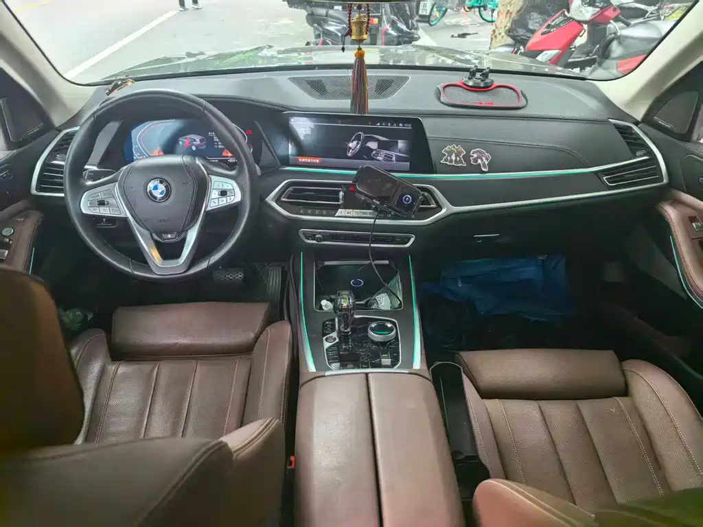 BMW X7 2022 — фото 9