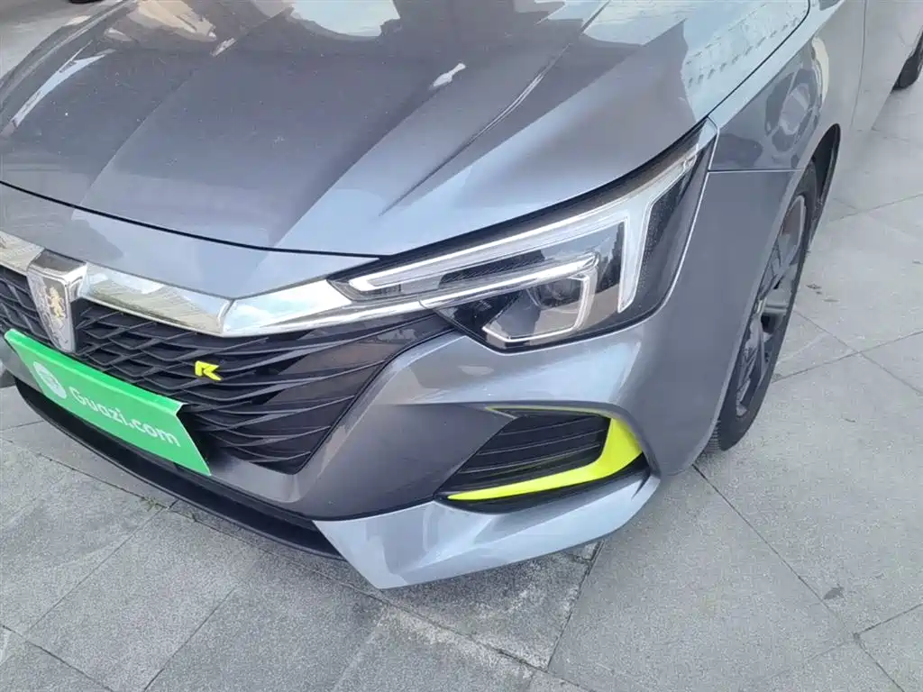 Roewe i6 MAX 2022 — фото 23
