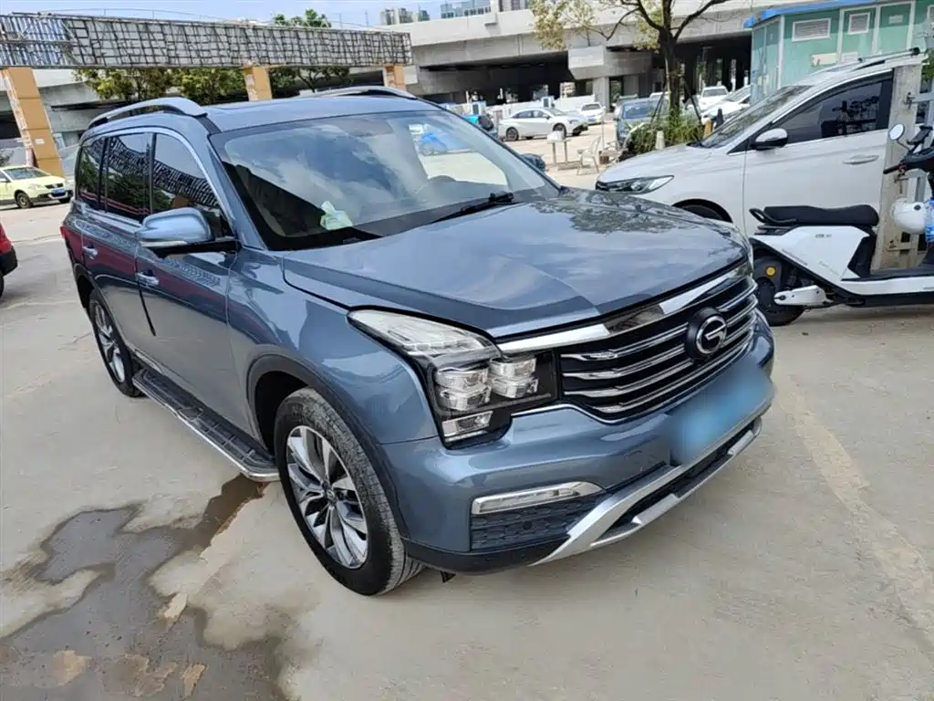 GAC Motor Trumpchi GS8 2016 — фото 4
