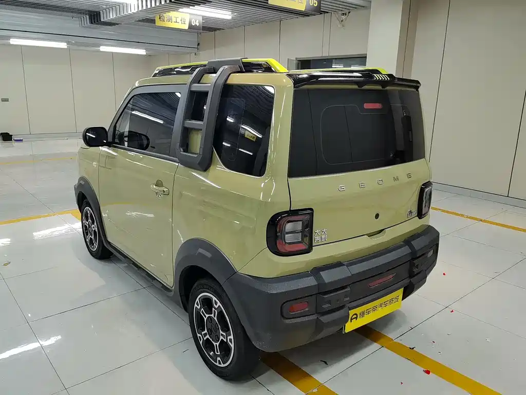 Geely Galaxy Panda 2023