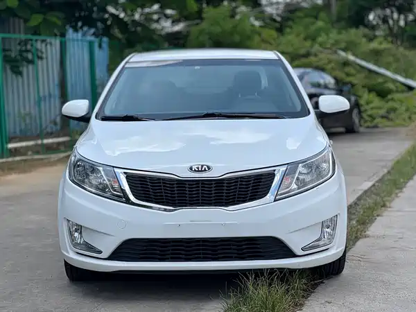 Kia K2 2013
