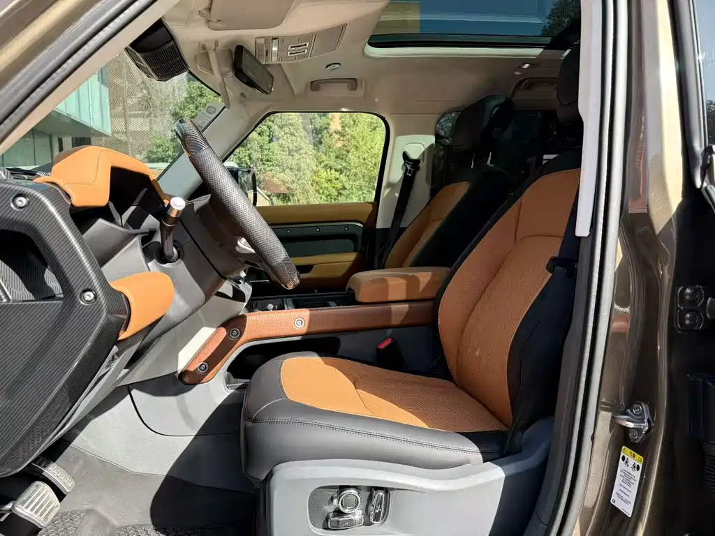 Land Rover Defender 2020 — фото 2