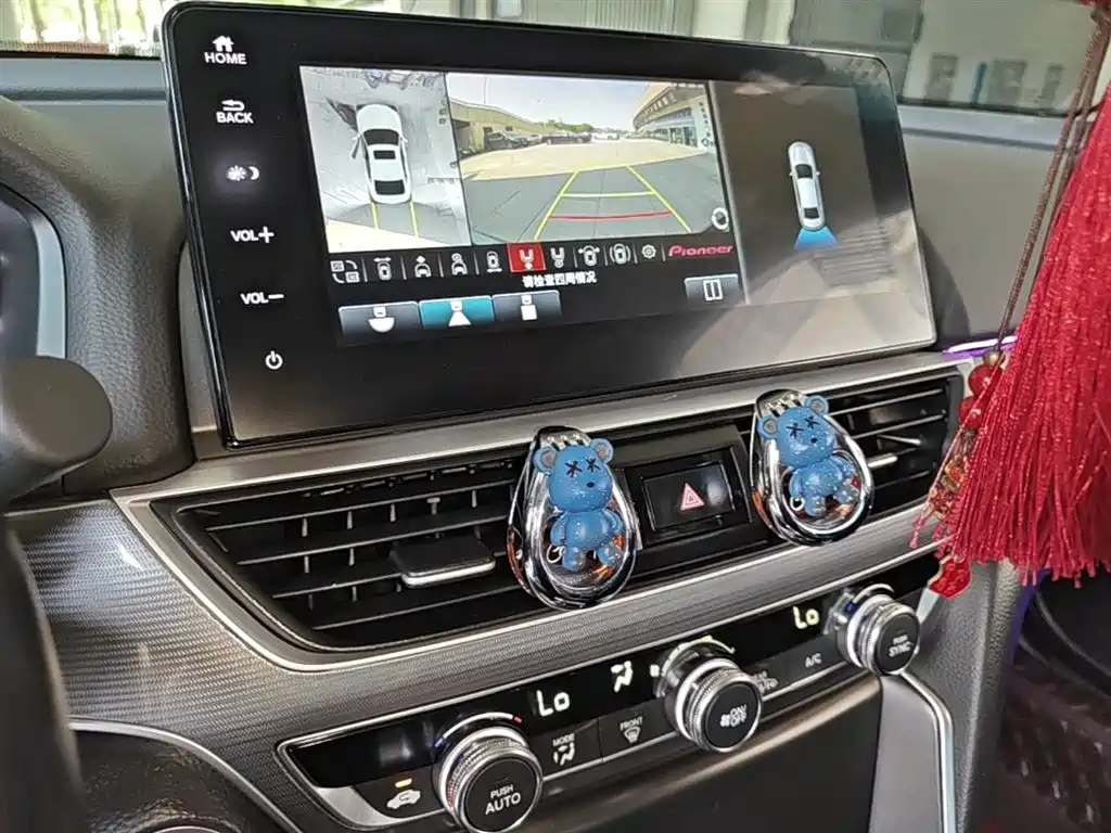 Honda Accord 2022 — фото 13