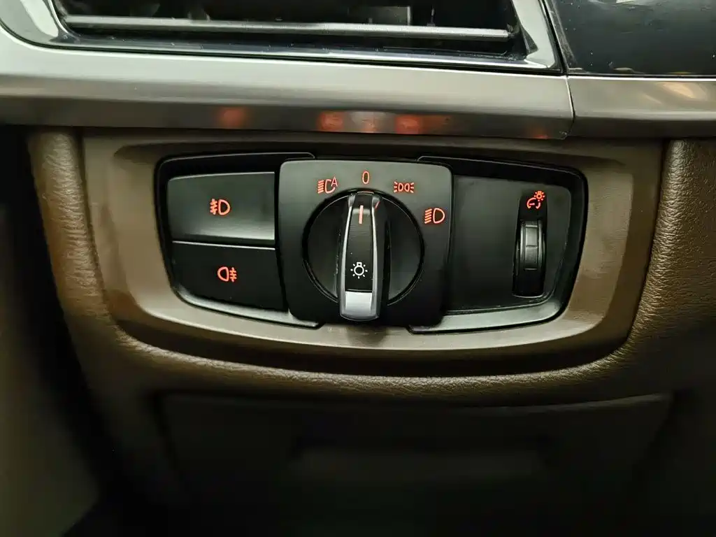 BMW X5 2017 — фото 21
