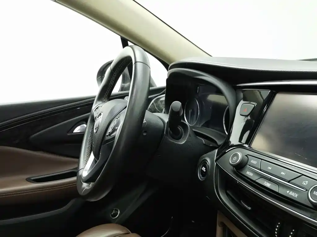 Buick Envision Plus 2016 — фото 22