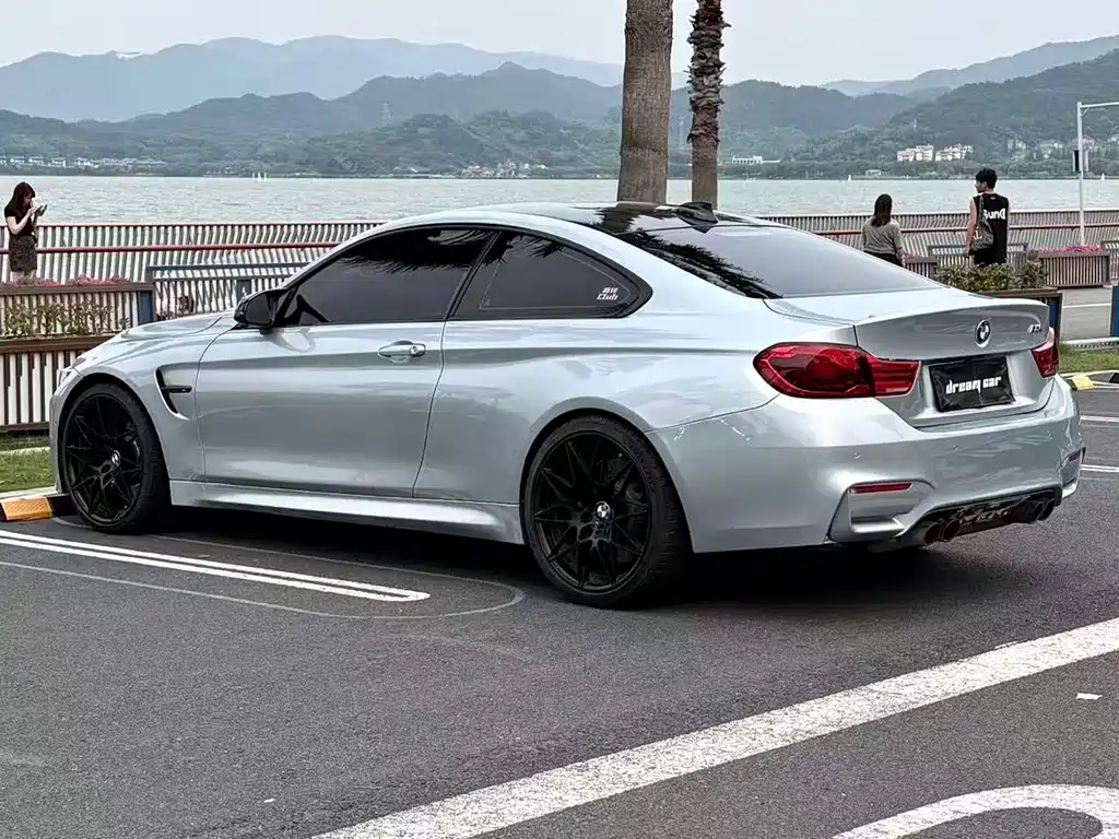 BMW M4 2017 — фото 3