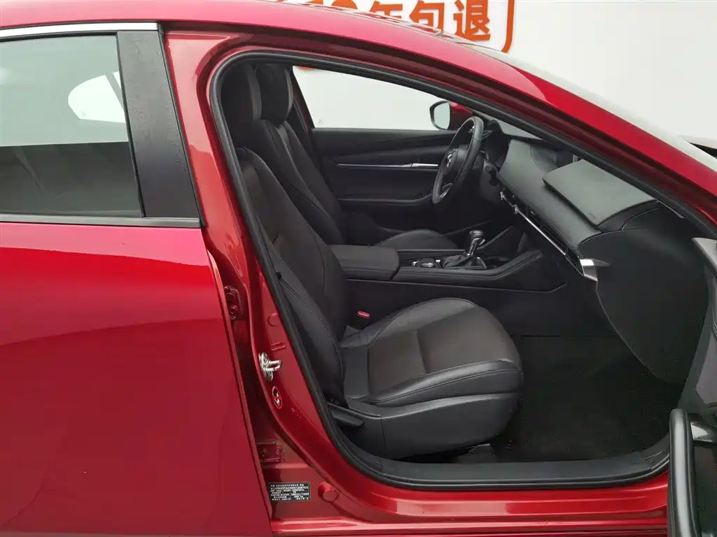 Mazda 3 Axela 2021 — фото 23