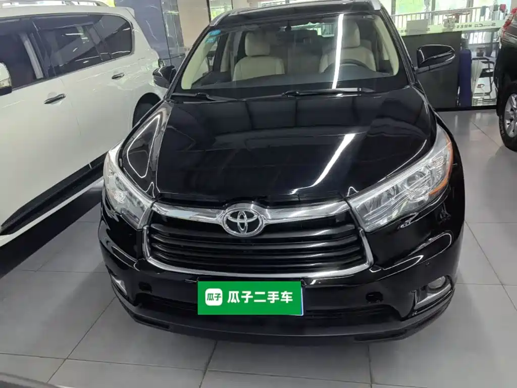 Toyota Highlander 2015 — фото 3