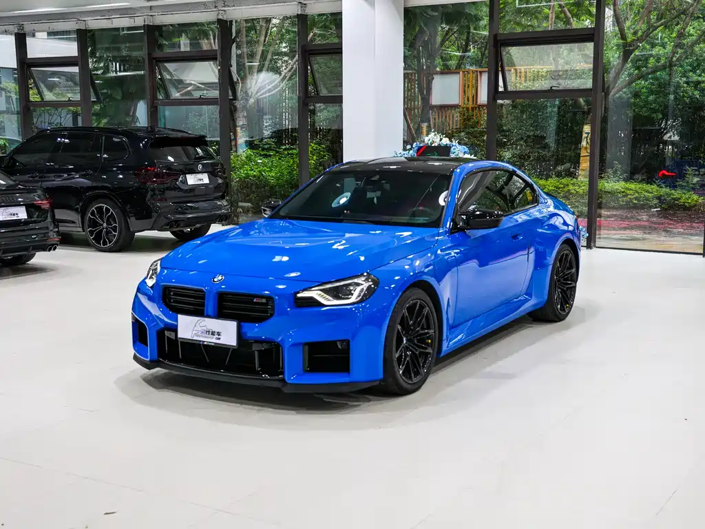 BMW M2 2025 — фото 1