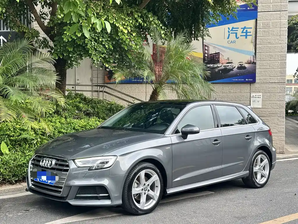 Audi A3 2020 — фото 1