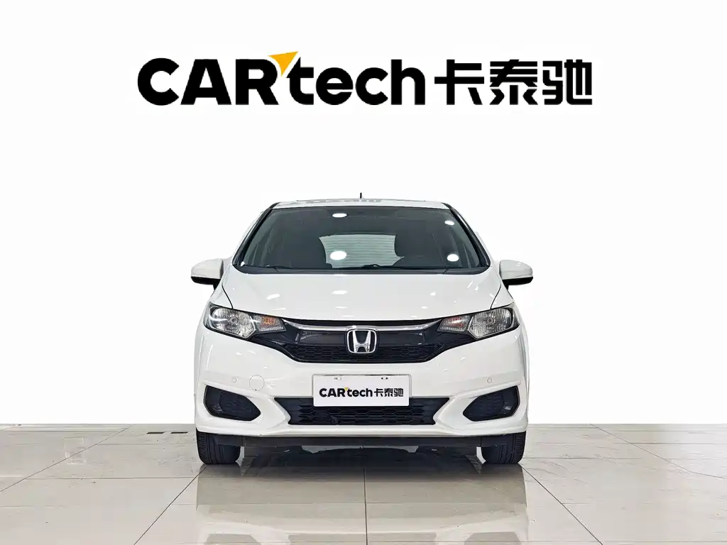 Honda Fit 2018 — фото 2