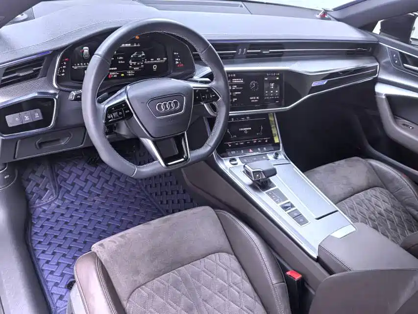 Audi A7L 2022 — фото 4