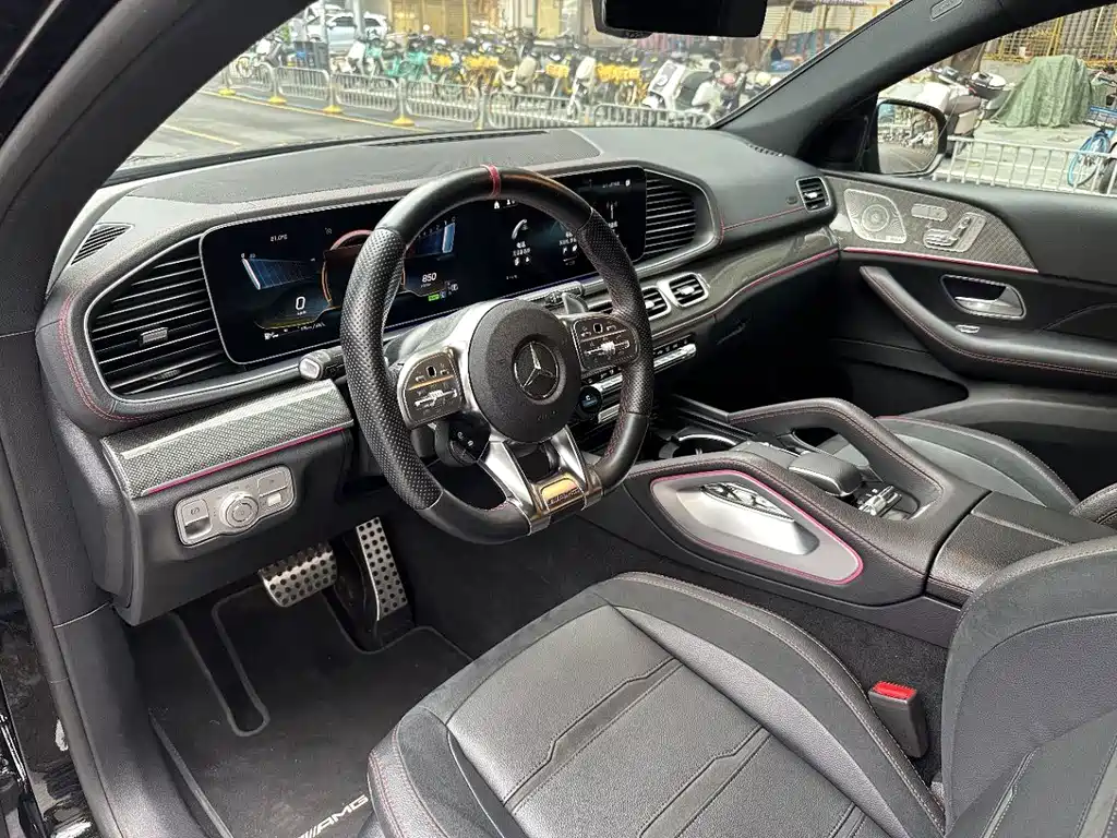 Mercedes-Benz GLE Coupe AMG 2023 — фото 4