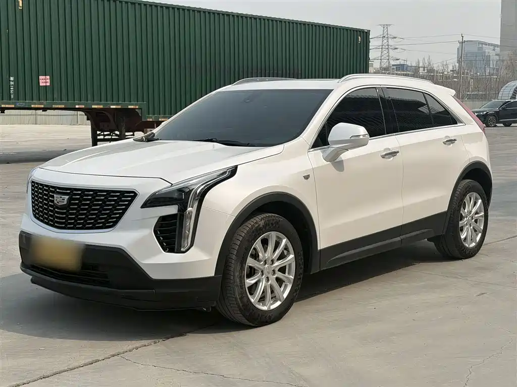 Cadillac XT4 2019 — фото 13
