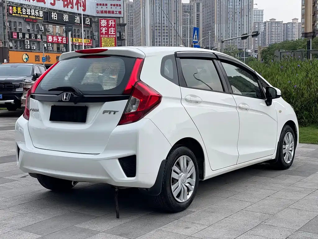 Honda Fit 2016 — фото 4