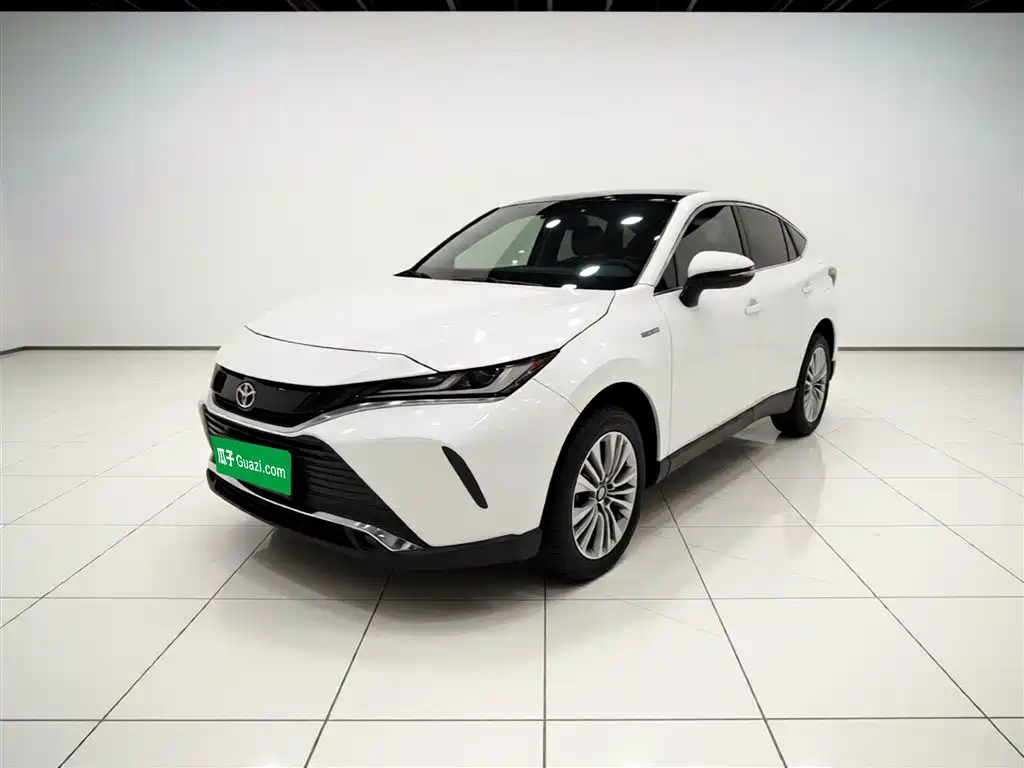 Toyota Harrier 2022 — фото 1