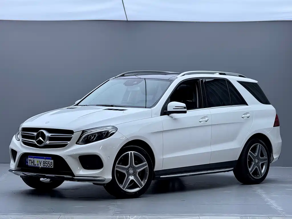 Mercedes-Benz GLE 2016 — фото 1