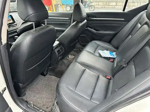 Nissan Teana 2021