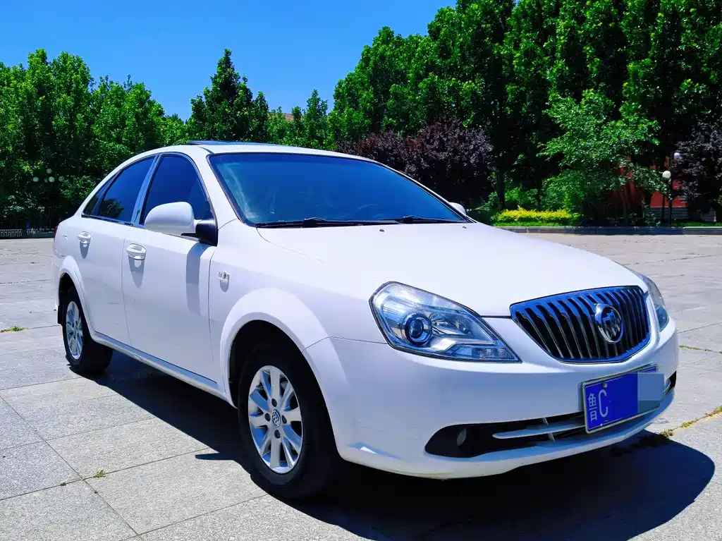 Buick Excelle 2014 — фото 5