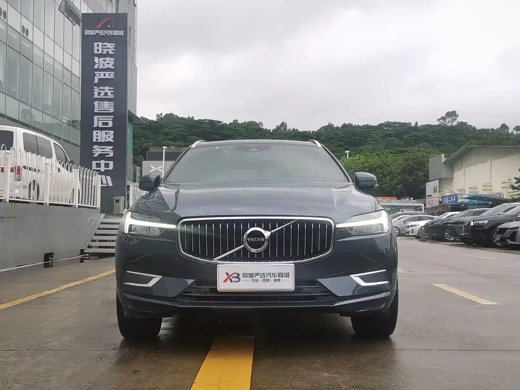 Volvo XC60 2021 — фото 2