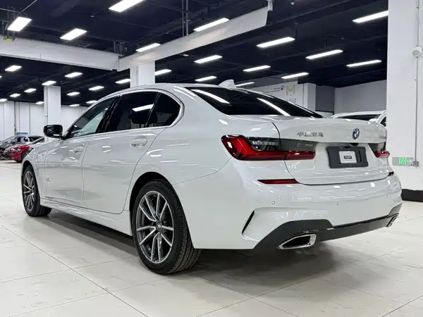 BMW 3 Series 2022