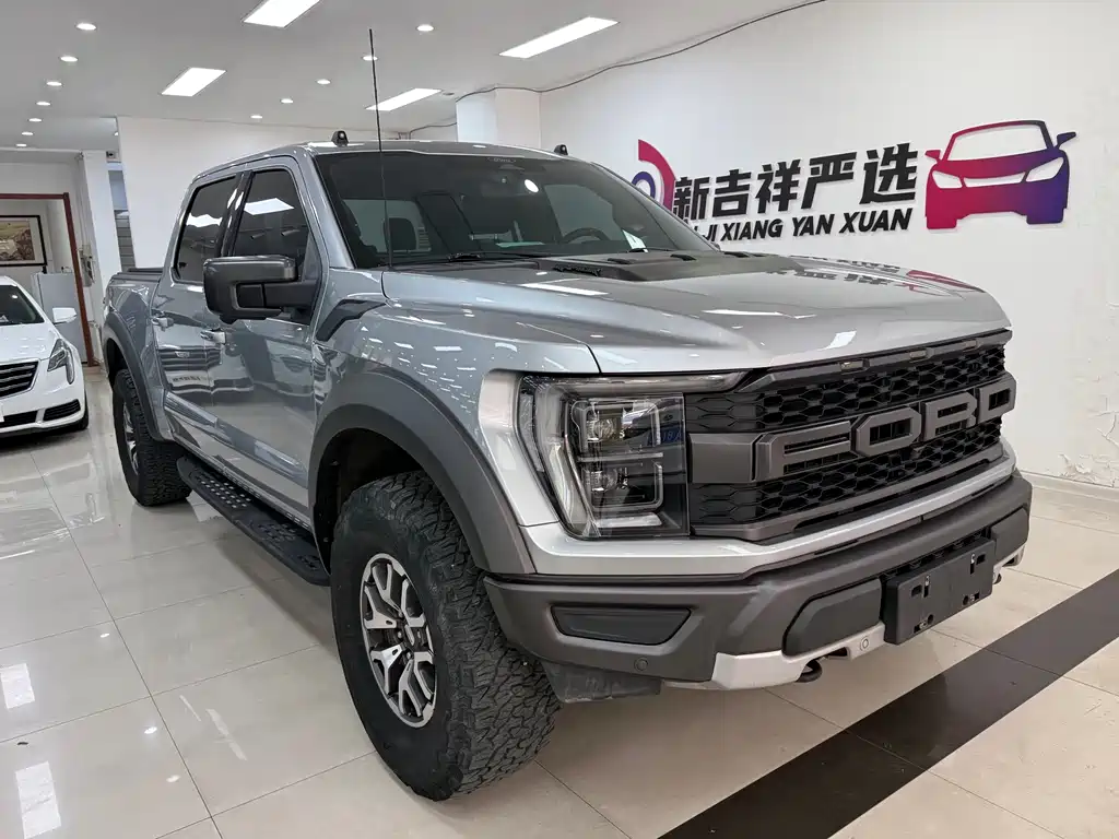 Ford F-150 Raptor 2023 — фото 1