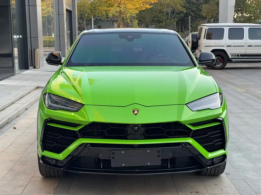 Lamborghini Urus 2021 — фото 2