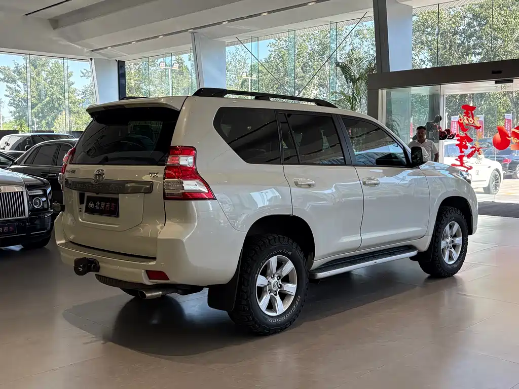 Toyota Prado 2017 — фото 20