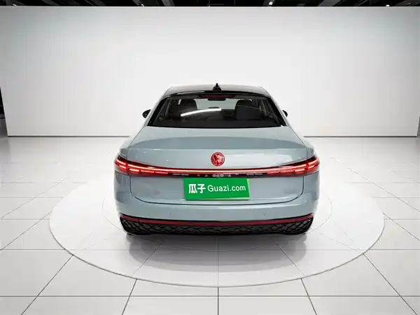 Volkswagen Passat 2025