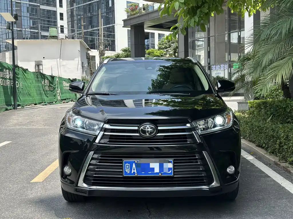 Toyota Highlander 2019 — фото 2
