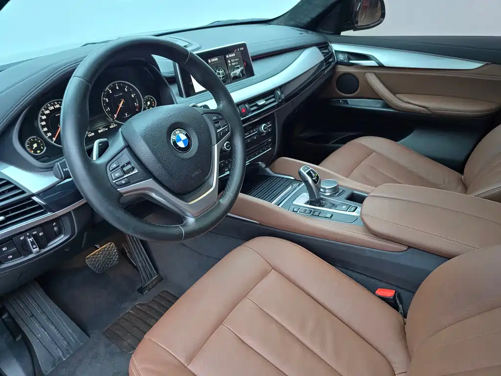 BMW X6 2018 — фото 12