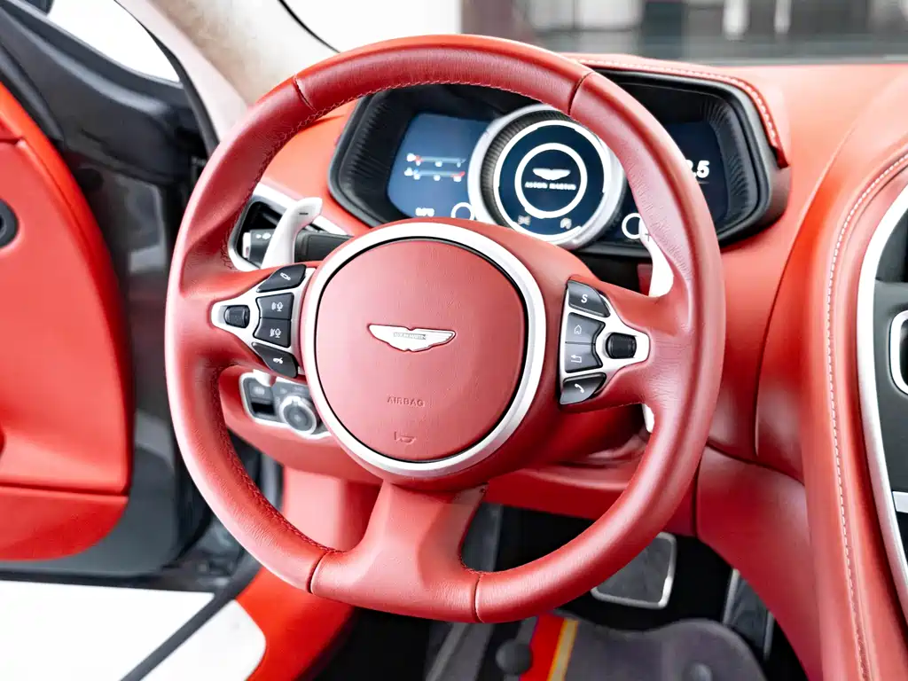 Aston Martin DB11 2022 — фото 15