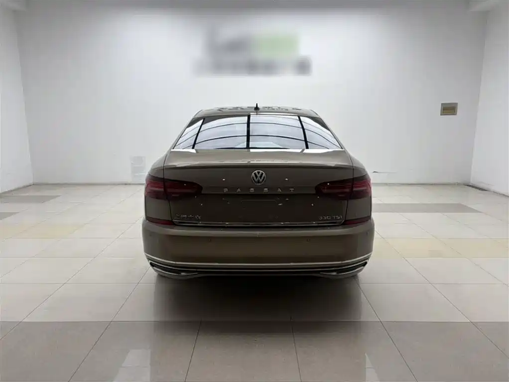 Volkswagen Passat 2019 — фото 11