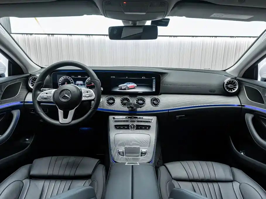 Mercedes-Benz CLS 2020 — фото 15