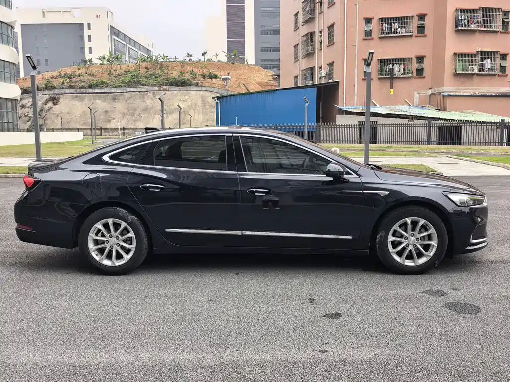 Buick LaCrosse 2020 — фото 29