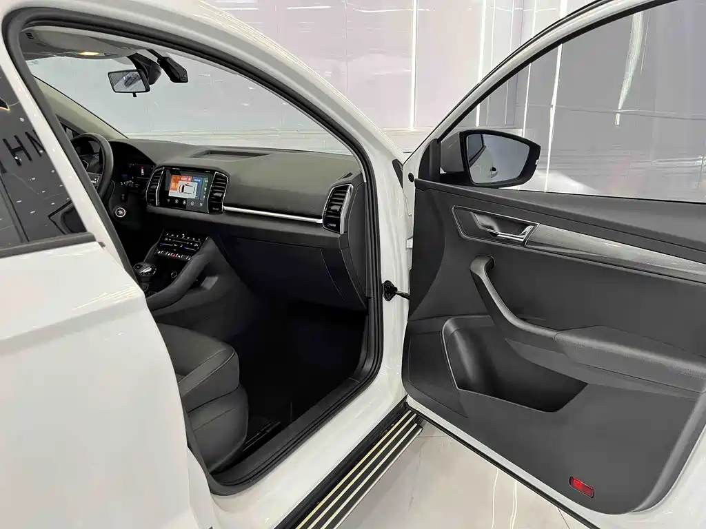 Skoda Karoq 2022 — фото 18