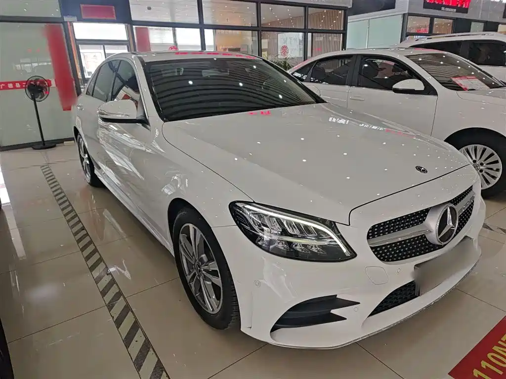 Mercedes-Benz C-Class 2019 — фото 4
